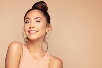 Smile beautiful brunette woman